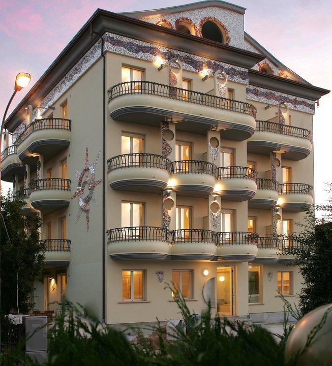 Residence Anchisemare Alba Adriatica Szoba fotó
