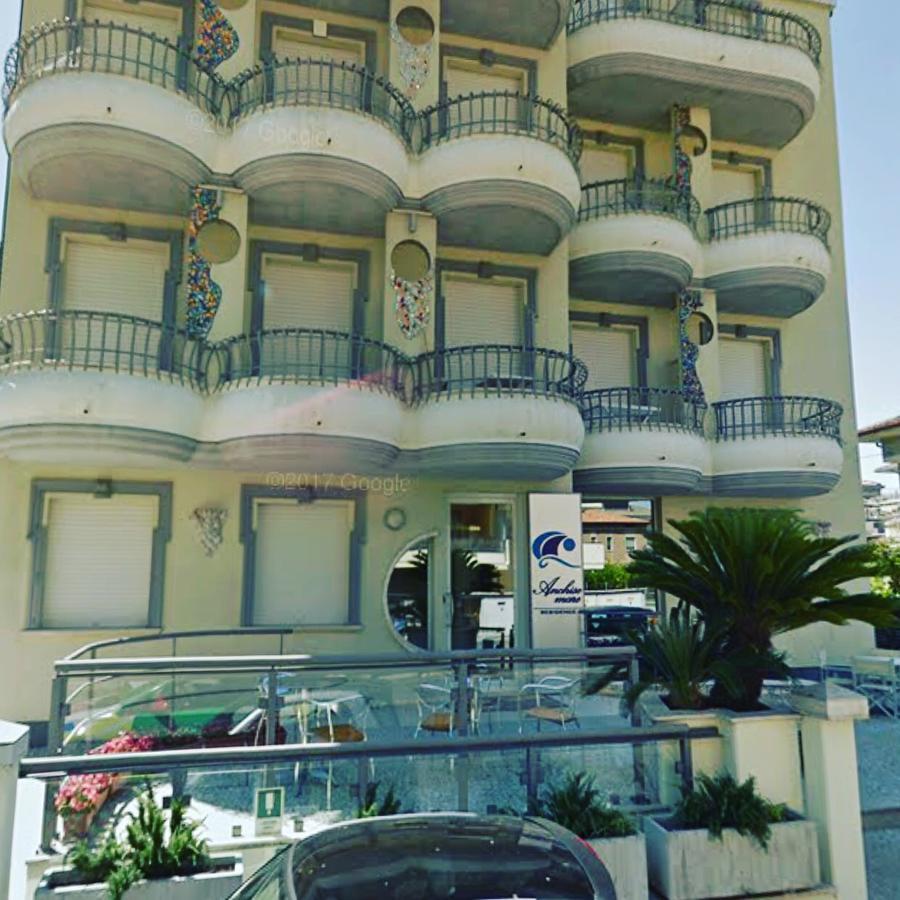 Residence Anchisemare Alba Adriatica Kültér fotó